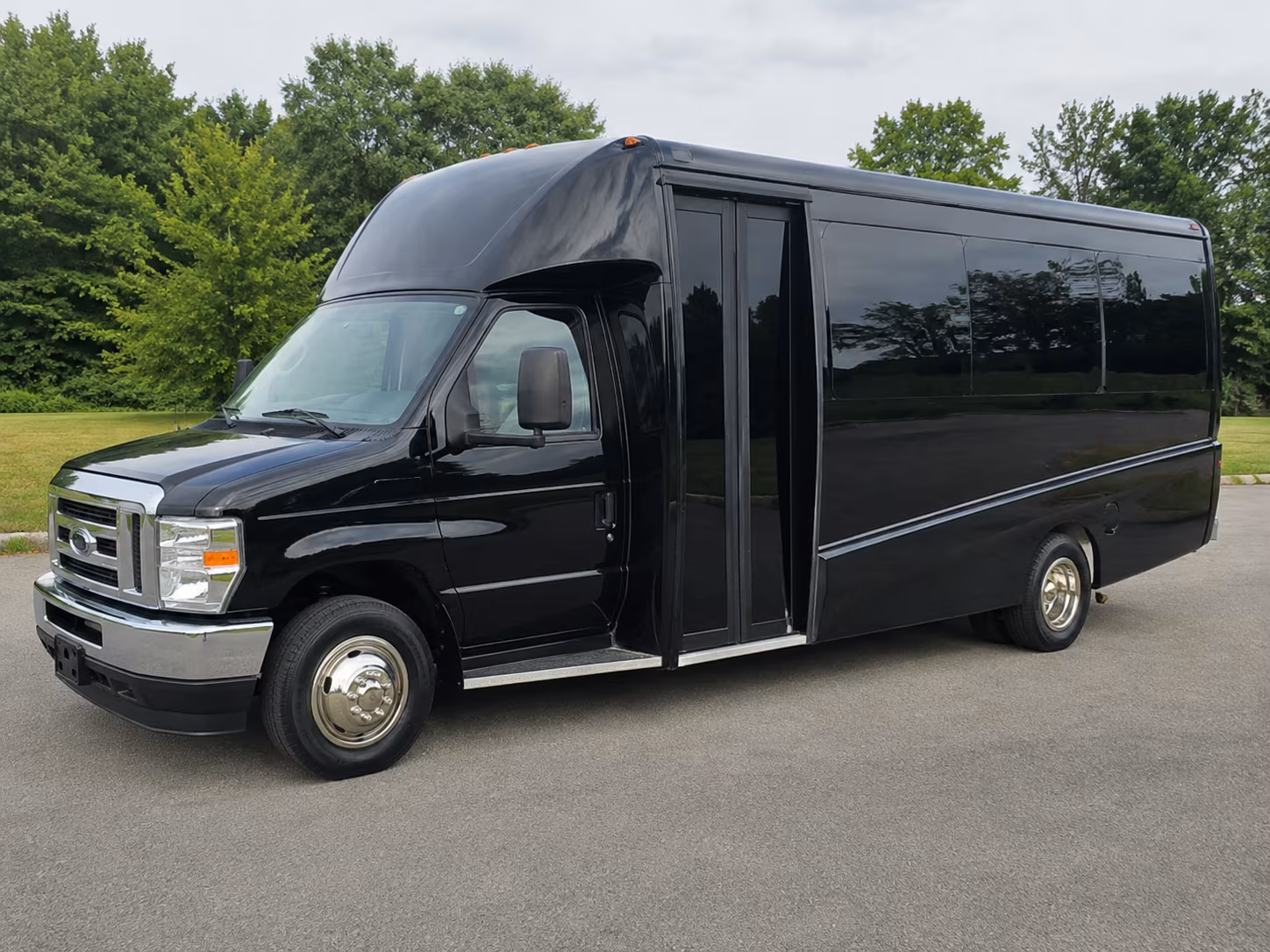 bloomfield seamless shuttles to every bloomfield private event