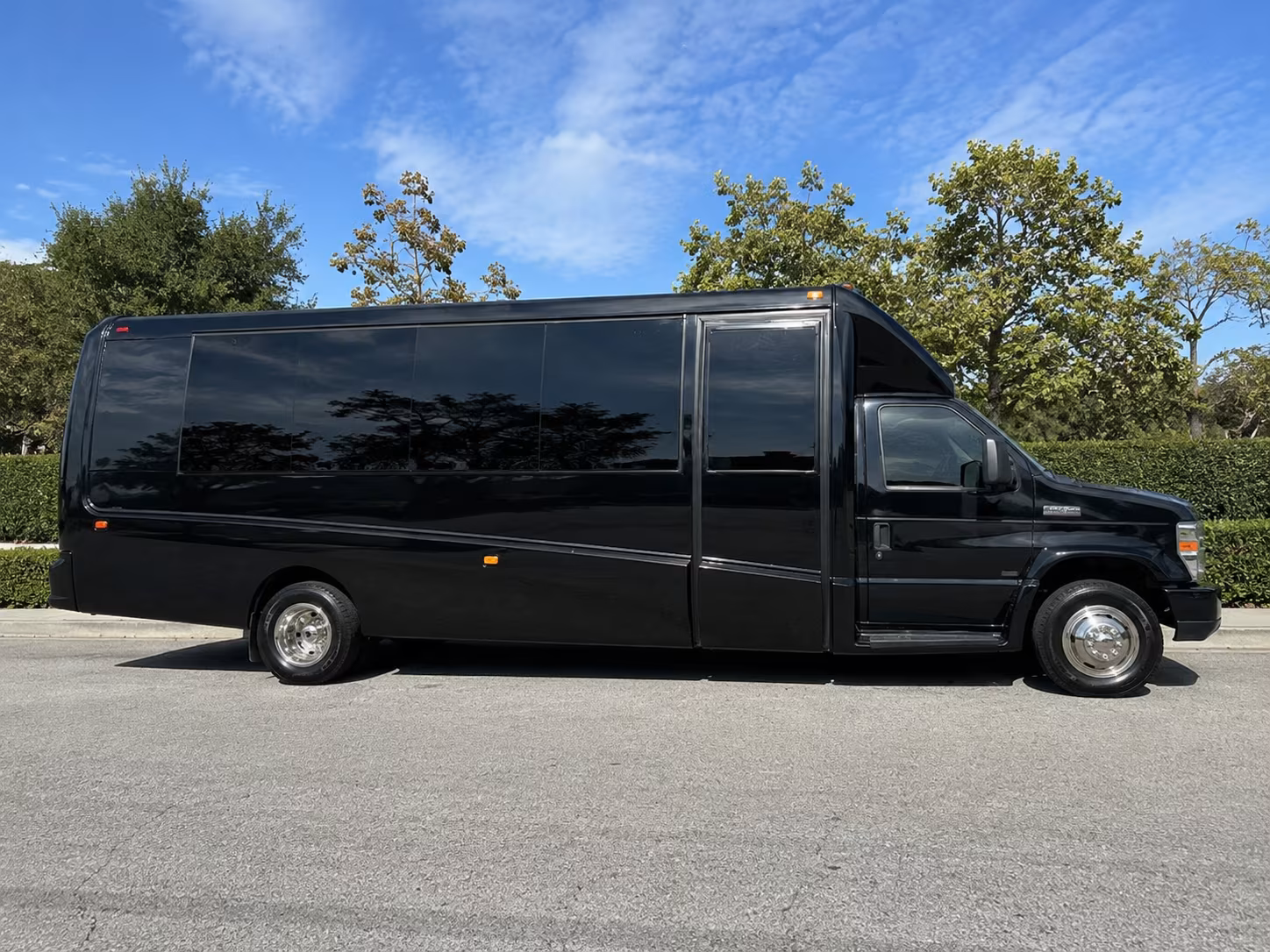 conference and convention shuttles to the meadowlands and beyond