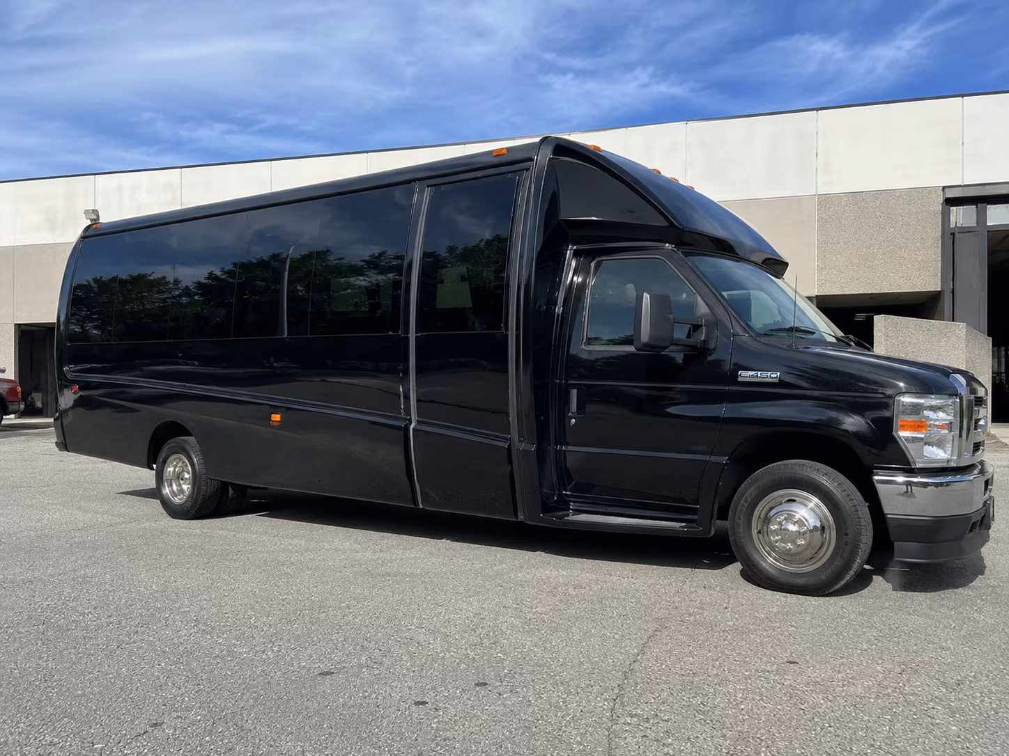 get your team to newark liberty international airport without the headache