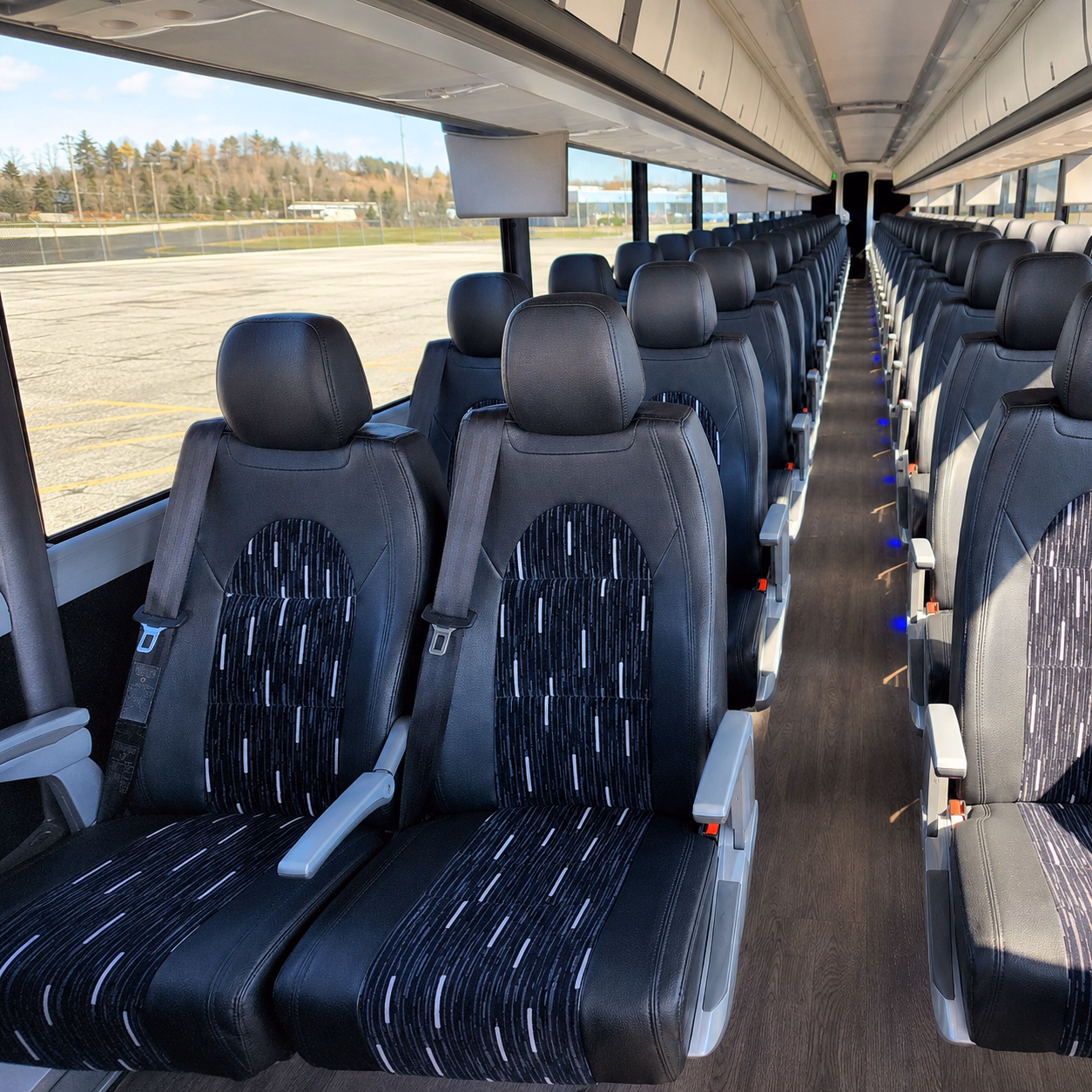 give your personnel a comfortable ride to newark liberty and regional airports