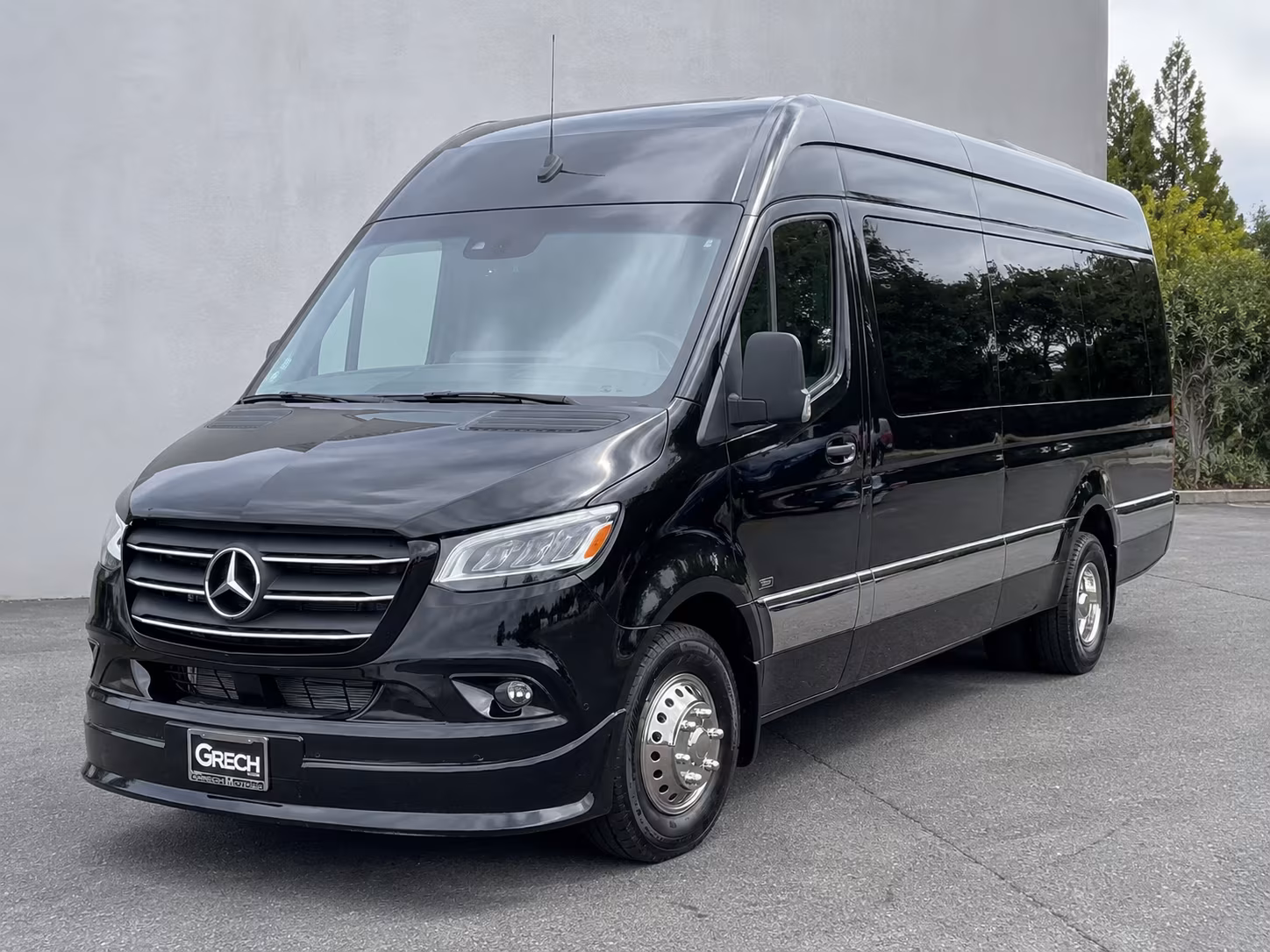 irvington coordinate guest travel with irvington wedding bus rentals